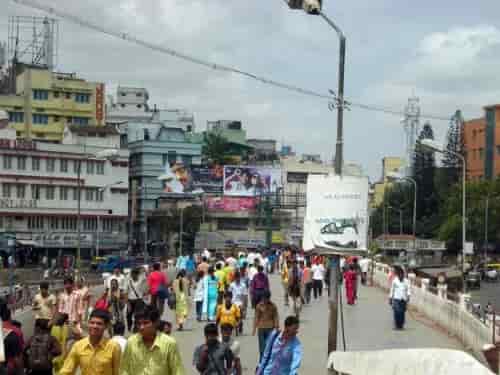 Bangalore Escorts Service In Commercial Street