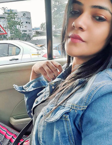  Indian Girls Big Boobs in Bangalore